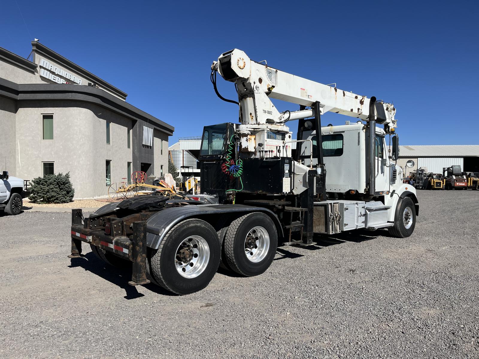 CAMION CON GRUA TADANO TM1882